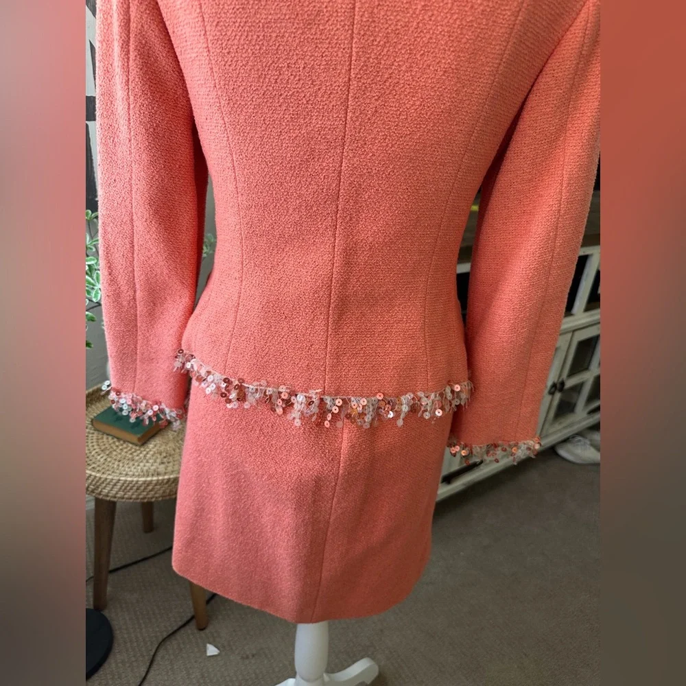 Louis Feraud Vintage Coral Embellished Women's Blazer and Skirt Set - Picture 3 of 13